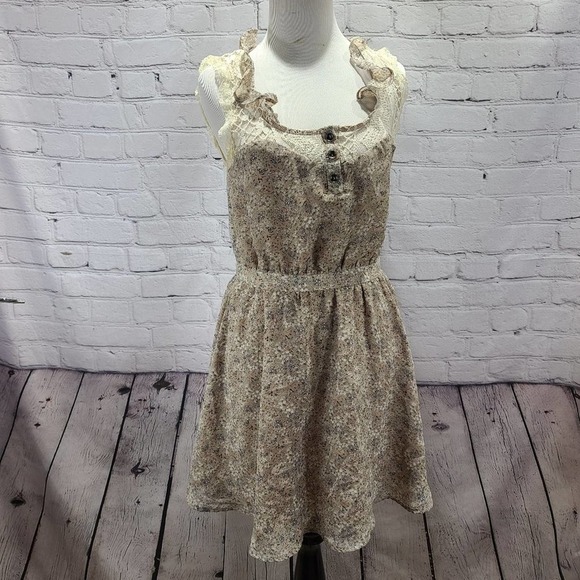 Lucca Couture sleeveless Dress - Picture 2 of 13